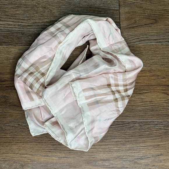 Burberry Check 100% Silk Scarf - Picture 1 of 5